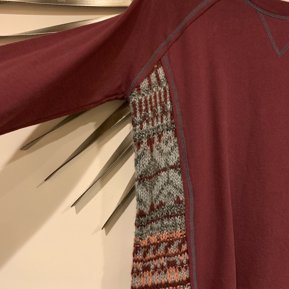 Ruby Moon Pullover - Picture 2 of 2
